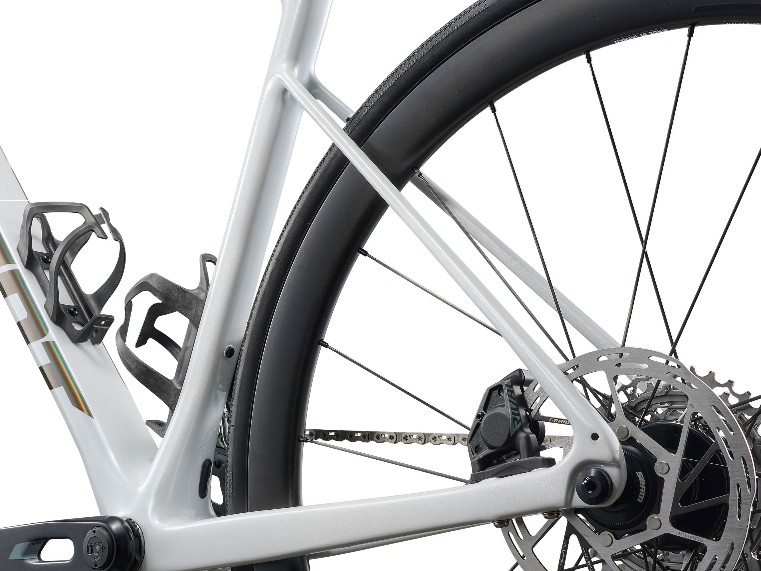 2026 Giant Defy Advanced Pro 1 - White
