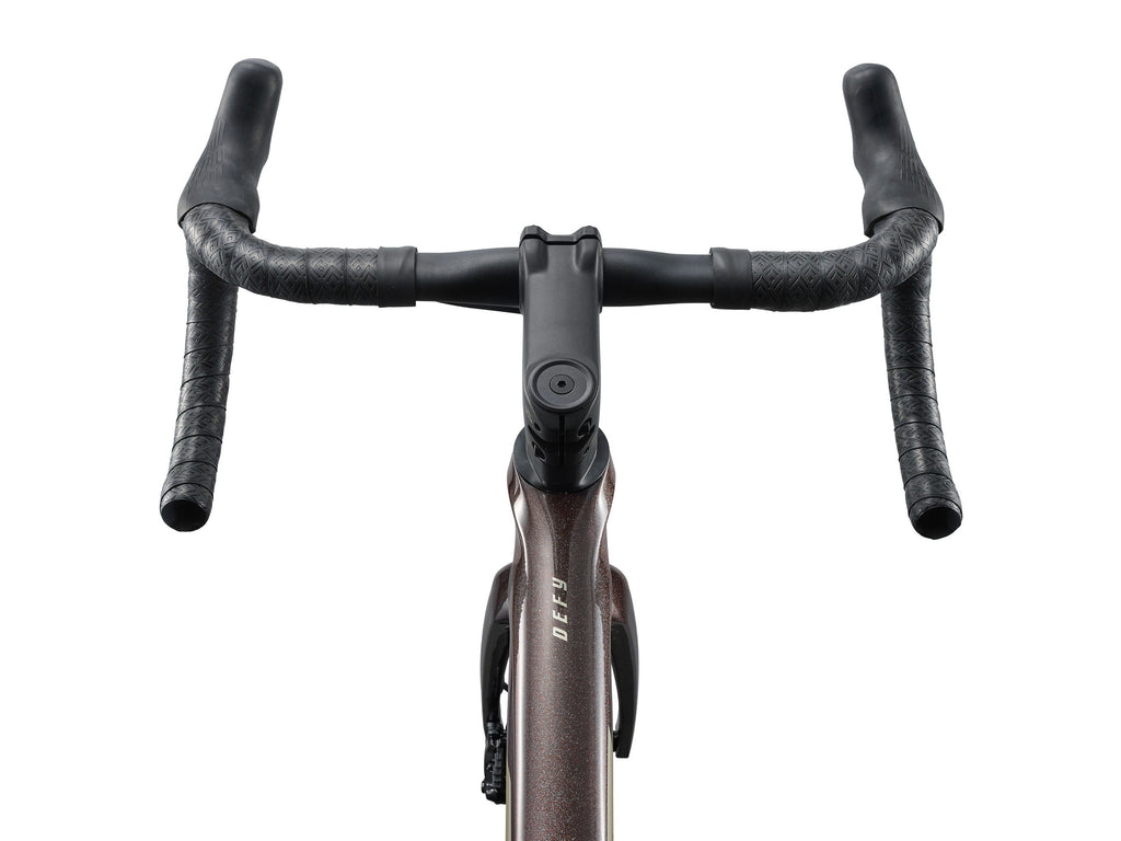 2027 Giant Defy Advanced 1 - Obsidian Pulse