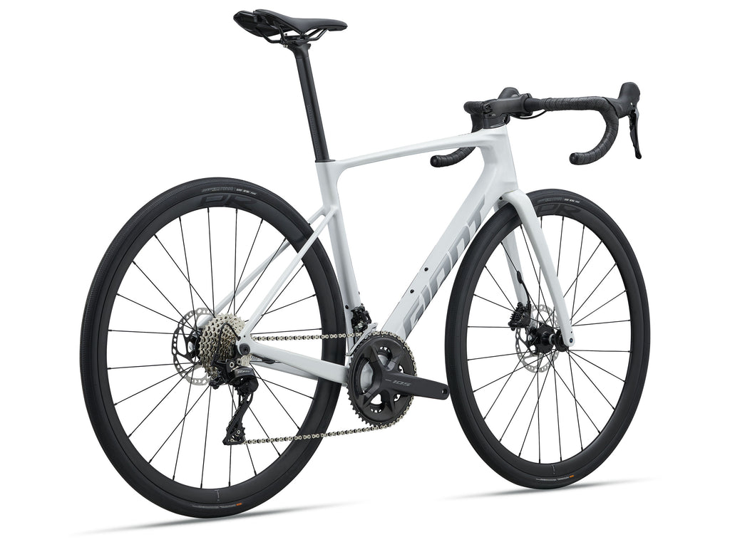 2027 Giant Defy Advanced 2 - Pearl White