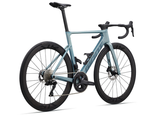 2027 Giant Propel Advanced Pro 1 Di2 - Cryo Silver