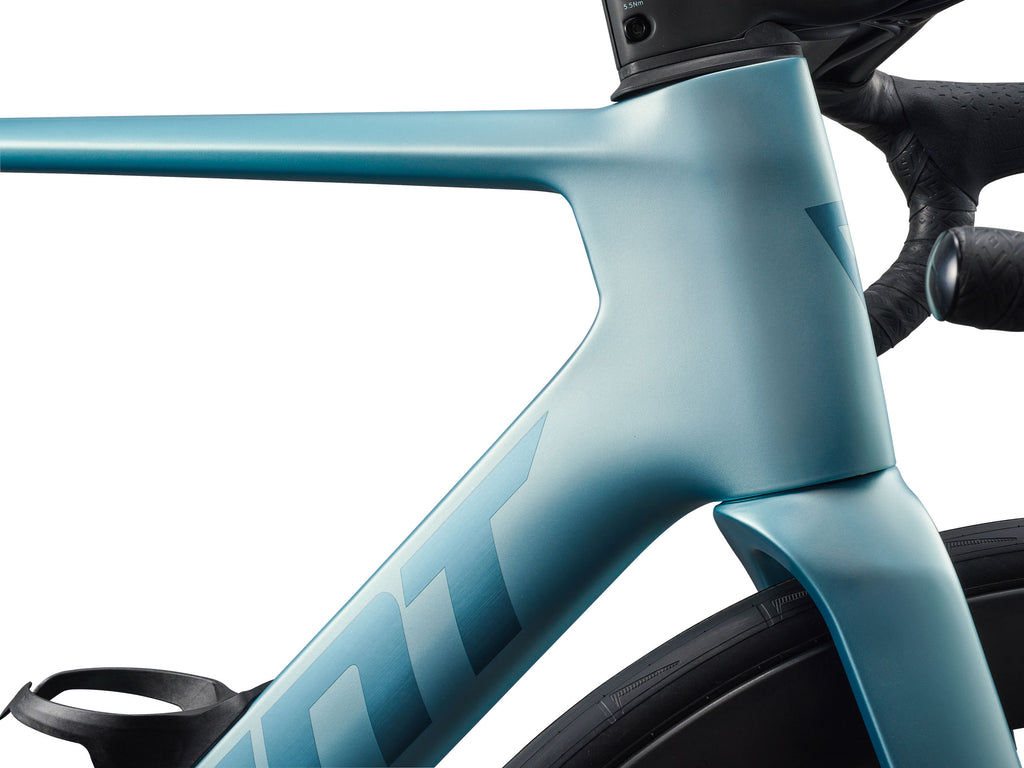 2027 Giant Propel Advanced Pro 1 AXS - Cryo Silver