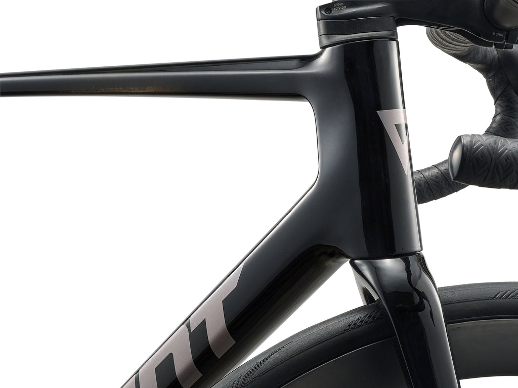2026 Giant TCR Advanced Pro 0 AXS - Carbon