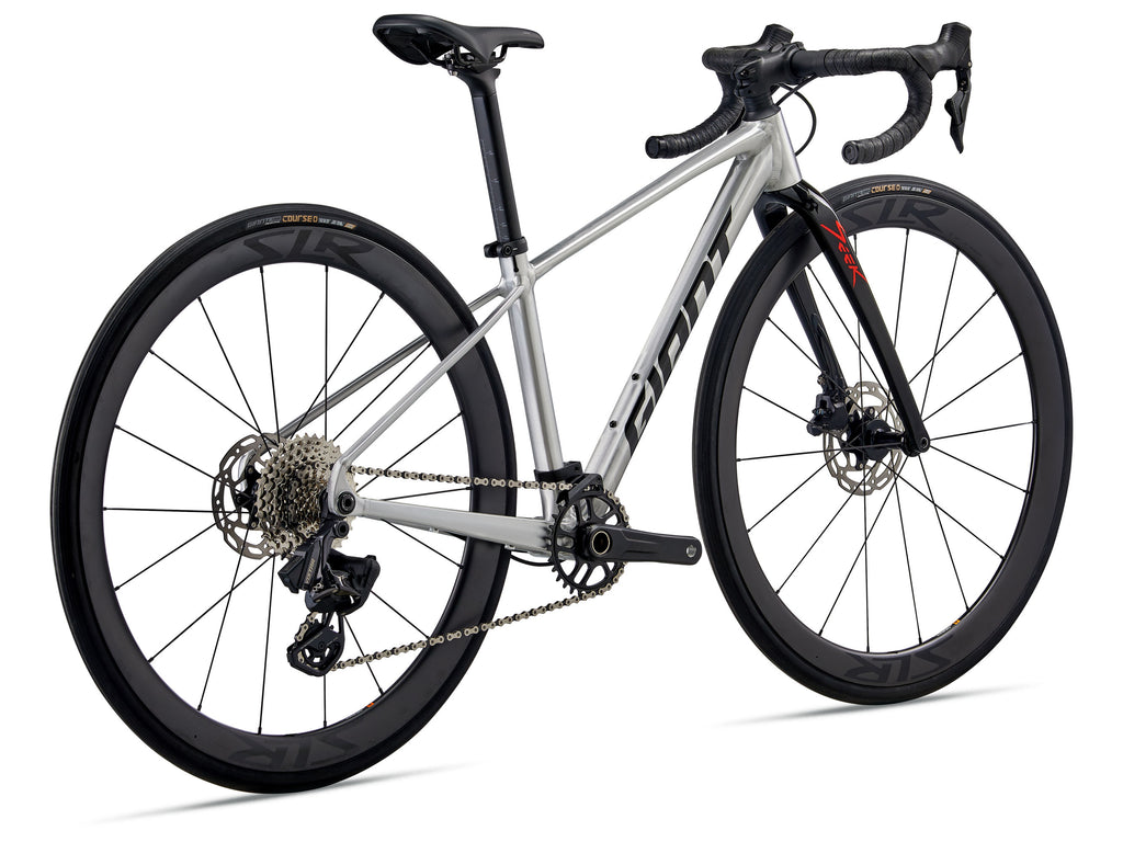 2026 Giant Seek 1 - Raw Aluminum