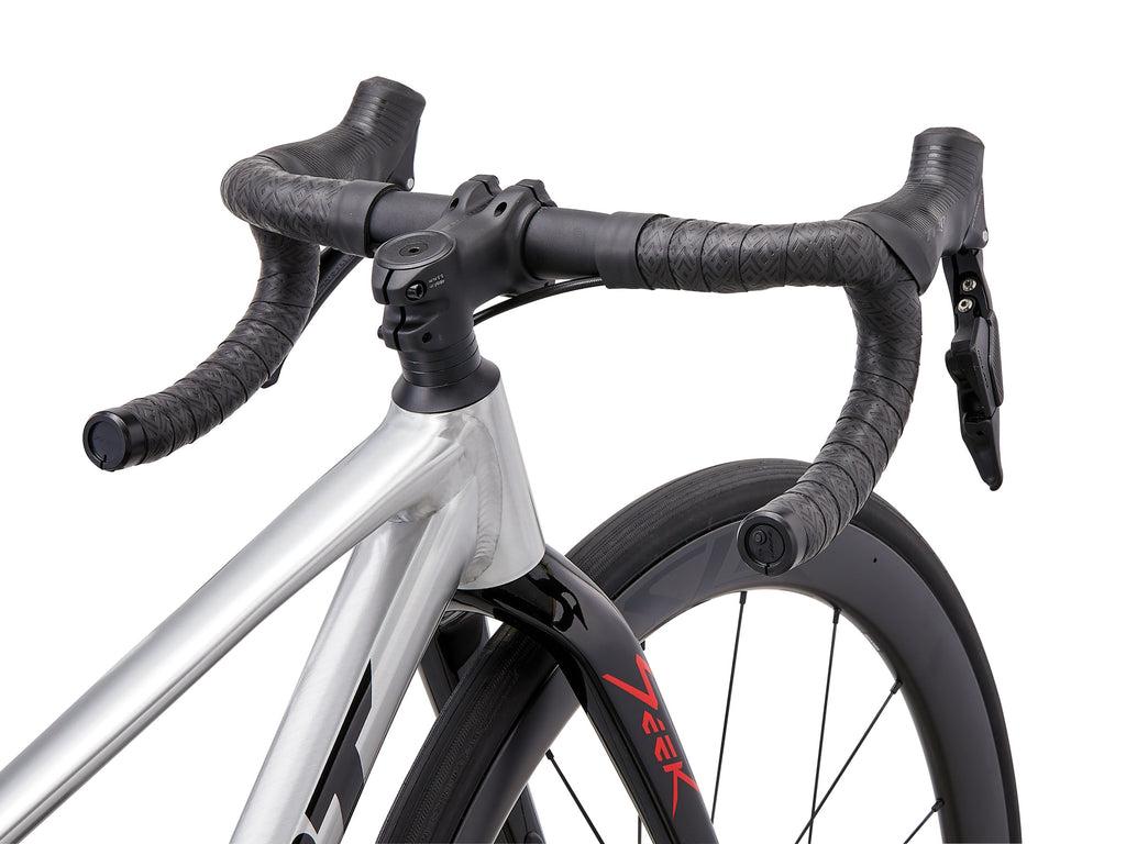 2026 Giant Seek 1 - Raw Aluminum