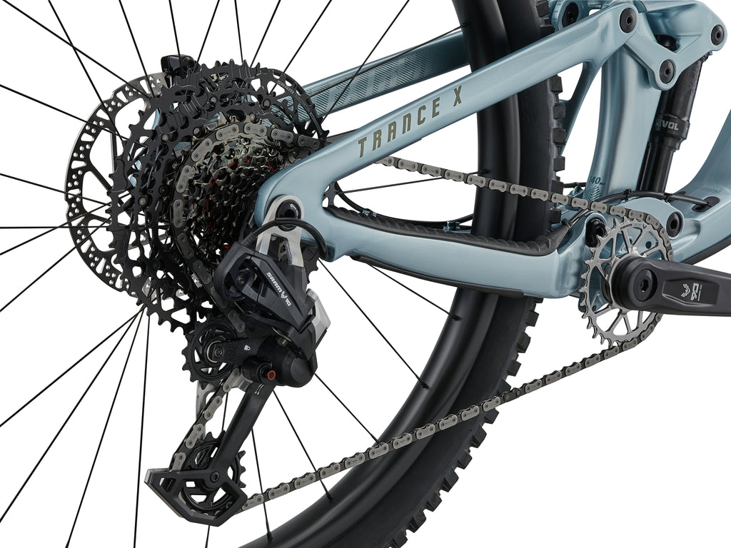 2027 Giant Trance X Advanced 2 - Cryo Silver